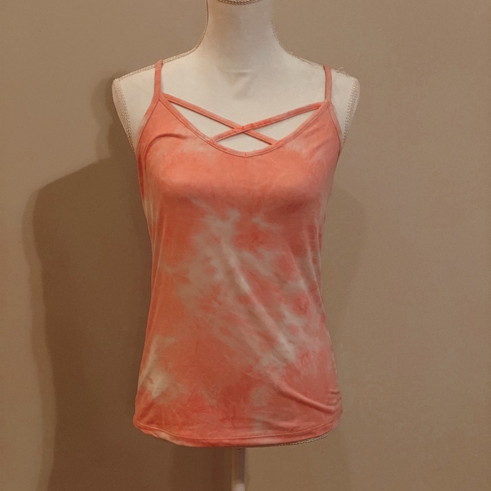 pink and white tank top